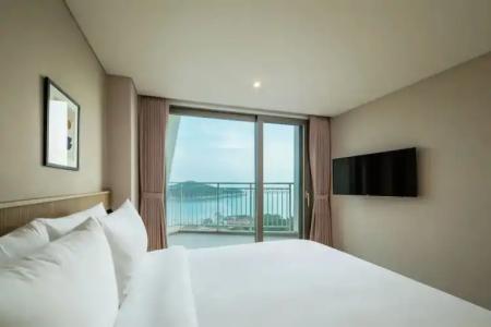 The Week & Resort - 93