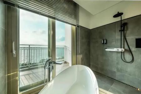 The Week & Resort - 127