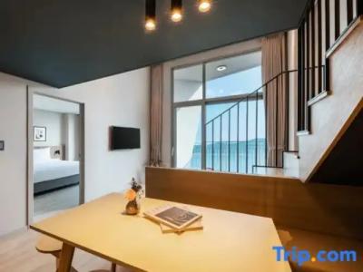 The Week & Resort - 106