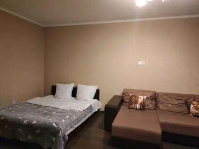 На Моисеева 10 - 14