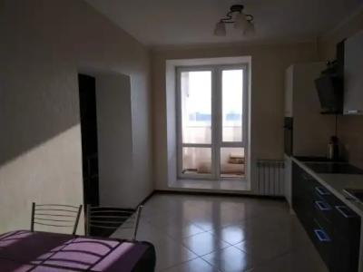 На Моисеева 10 - 27