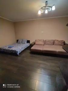 На Моисеева 10 - 26