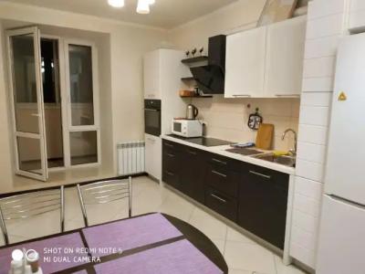 На Моисеева 10 - 38