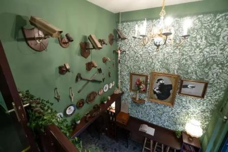 Walled off Paris - 14