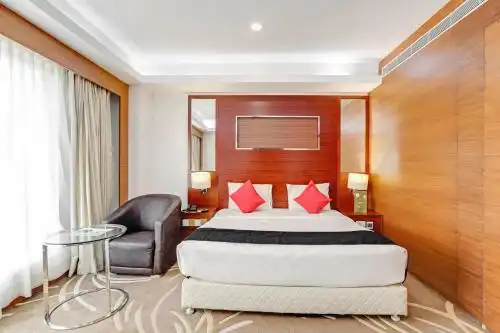 Townhouse Oak Chennai La Palace - 67