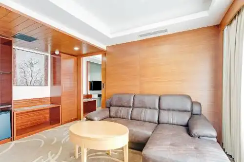 Townhouse Oak Chennai La Palace - 68