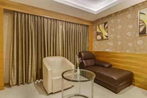 Townhouse Oak Chennai La Palace - 45