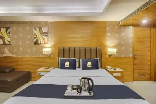 Townhouse Oak Chennai La Palace - 48