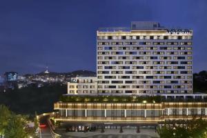 Отель «Mondrian Seoul Itaewon», Сеул