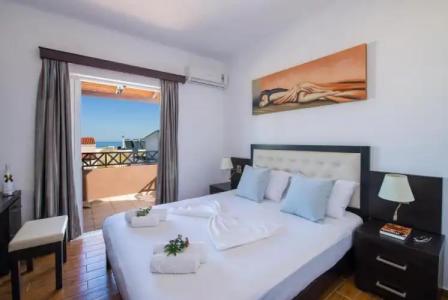 Lilium Luxury Suites - 43