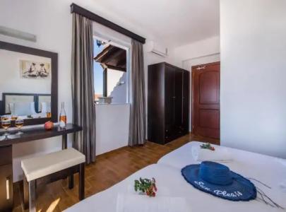 Lilium Luxury Suites - 41