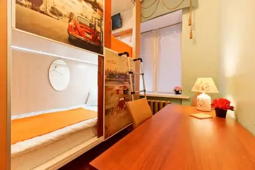 CapsuleCity Hostel - 38