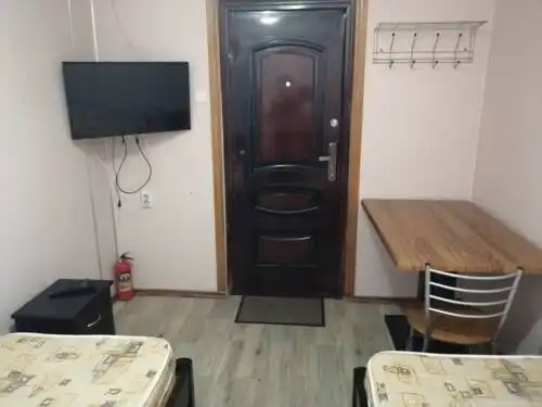 Лагуна Хостел - 3