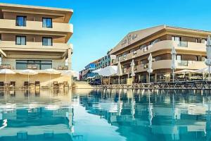 Gardelli Resort, Лаганас