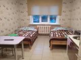 Двухместный номер с 2 отдельными кроватями и собственной ванной комнатой за пределами номера