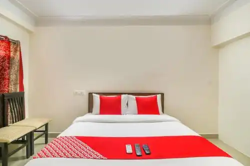 OYO Flagship 46738 Egmore Shelters - 6