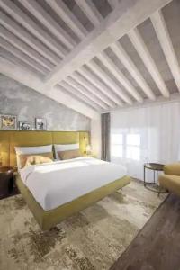 Grand Universe Lucca, Autograph Collection - 19