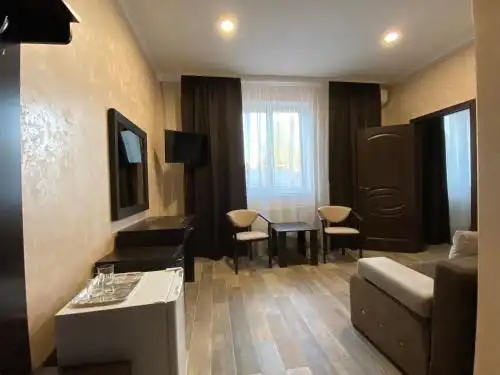 1-я Слободка 111 - 53