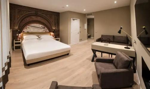 Caruso Place Boutique & Wellness Suites - 33