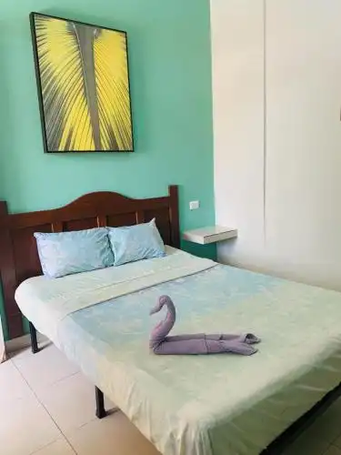 El Pato Inn - 18