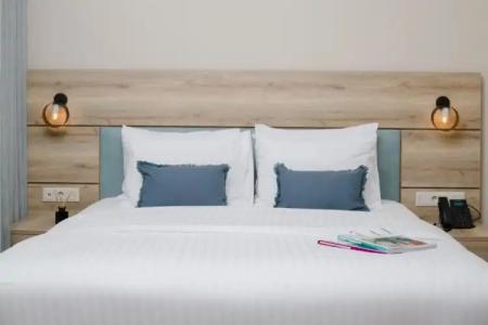 Acropolis Vision - 24