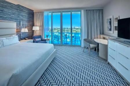 Maren Fort Lauderdale Beach, Curio Collection By Hilton - 82