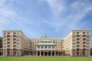Отель «Embassy Suites by Hilton Charleston Harbor Mt. Pleasant», Чарлстон