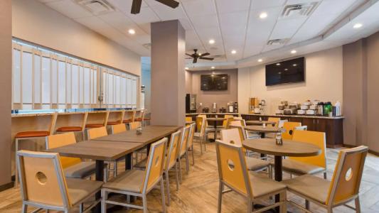 Best Western InnSuites Tucson Foothills & Suites - 19