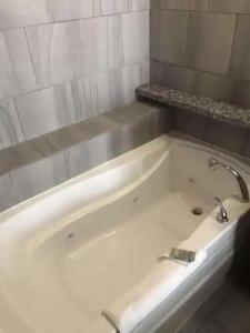 Best Western InnSuites Tucson Foothills & Suites - 38