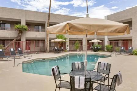 Best Western InnSuites Tucson Foothills & Suites - 16