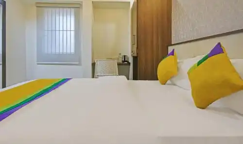 Treebo Trip Deluxe Inn Pondibazar - 27