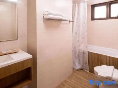 Crystal Resort Korat - 16