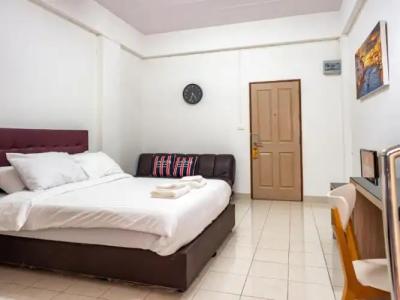 Crystal Resort Korat - 17