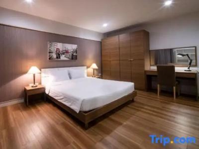 Crystal Resort Korat - 13