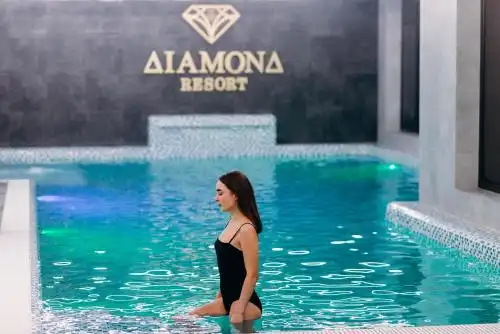 Diamond Resort Black - 16