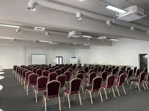 Diamond Resort Black - 8