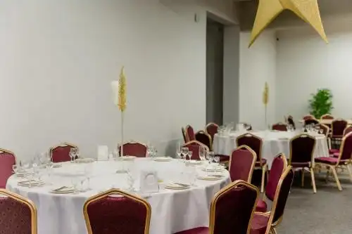 Diamond Resort Black - 10