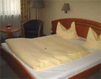 & Restaurant Tennenloher Hof - 7