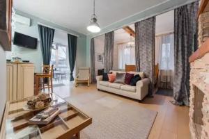 Wonderful Apartment in City Center Tverskaya