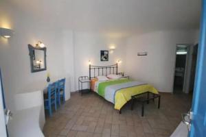 Отель «Seaside by Manos», Камари