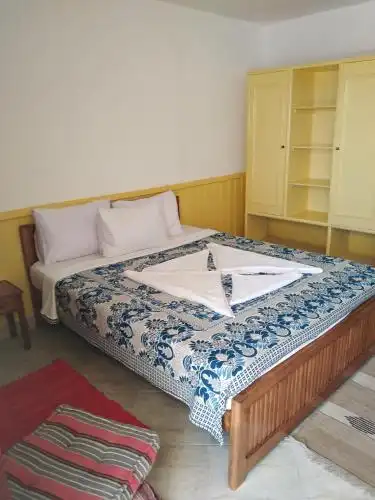 Sarah village - 14