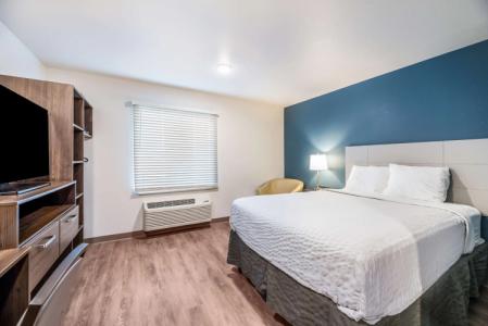 WoodSpring Suites Orlando Kissimmee Maingate - 33