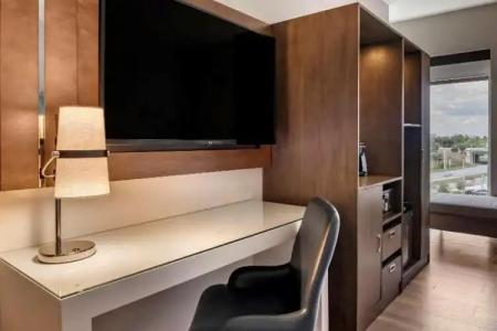 Cambria Orlando Airport - 52