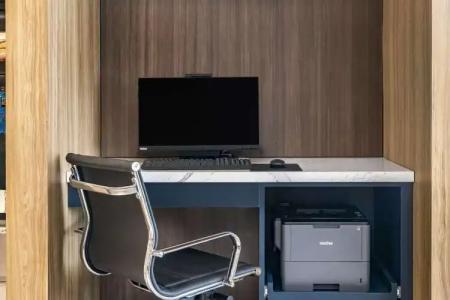 Cambria Orlando Airport - 4