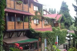 Гостинично-ресторанный комплекс «Водолей», Алушта