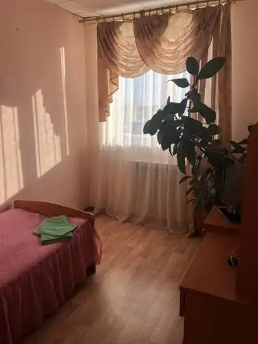 Сытый гость - 1
