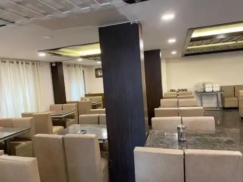 Connects Palm Tree - 11