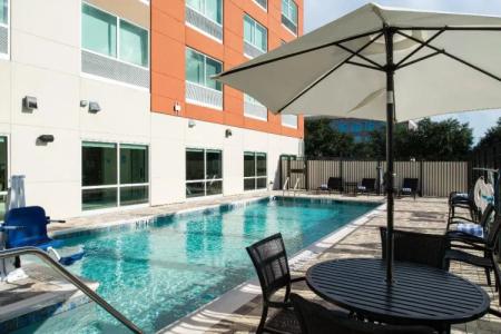 Holiday Inn Express Orlando - South Park, An Ihg - 13