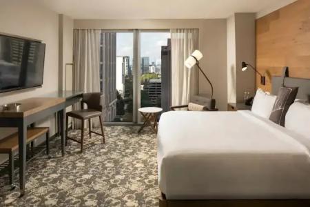 Epicurean Atlanta, Autograph Collection - 81