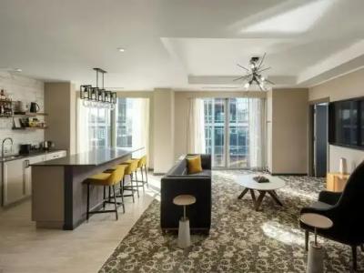 Epicurean Atlanta, Autograph Collection - 94